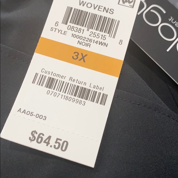 - Ideology
Plus Size Recycled Woven Cargo Pa… - Picture 2 of 4